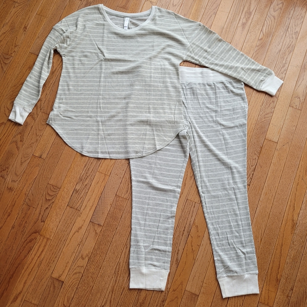 Thermal Striped Pajama Set Metallic Silver Gilligan & O'Malley READ DESCRIPTION
